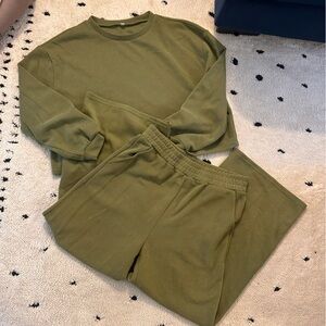 Olive Green Women's cropped set